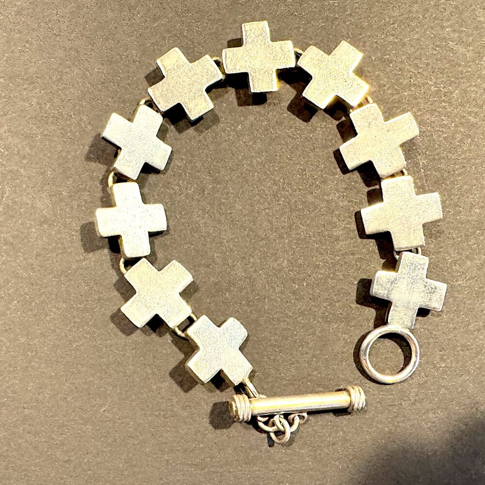 Sterling Silver 10 vintage  cross link bracelet 925 from Neiman Marcus Store
